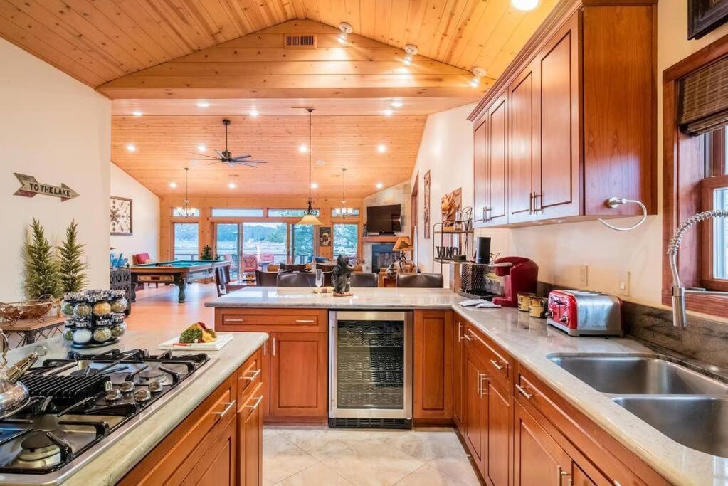 Lake Time Villa New Luxury With Hot Tub Big Bear Lake Exterior foto